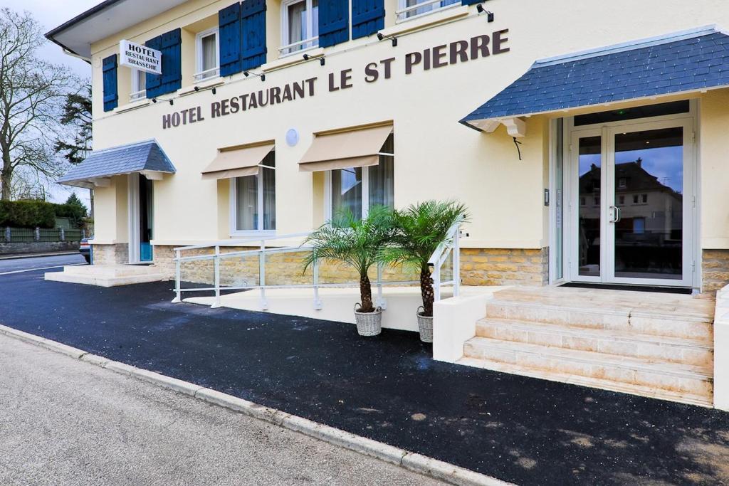 Le Saint-Pierre Hotel Mezidon-Canon Exterior photo